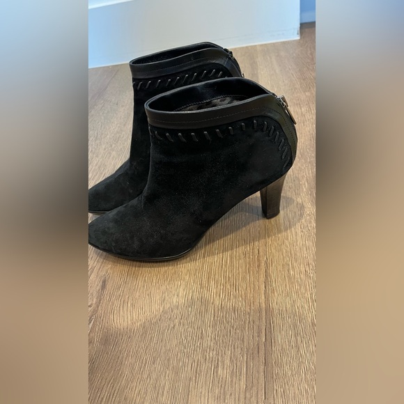 Aquatalia Suede Leather Boots – Made in Italy, Size 8.5 - Picture 8 of 8